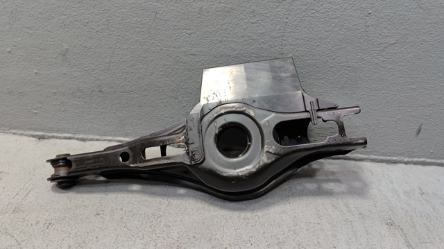 4873042060 TOYOTA Рычаг задней подвески нижний левый/правый купить в Украина