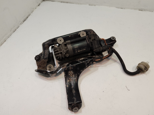Компрессор подкачки амортизаторов 4G0616005D VAG