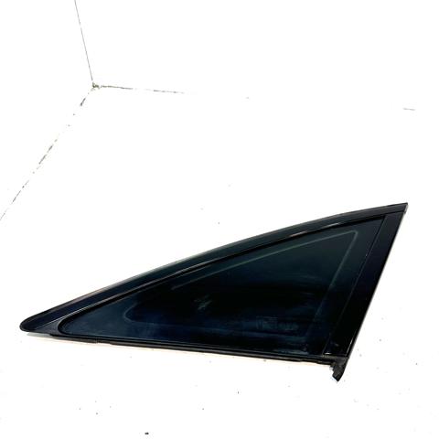 Стекло багажного отсека, правое 4G5845298NVB VAG