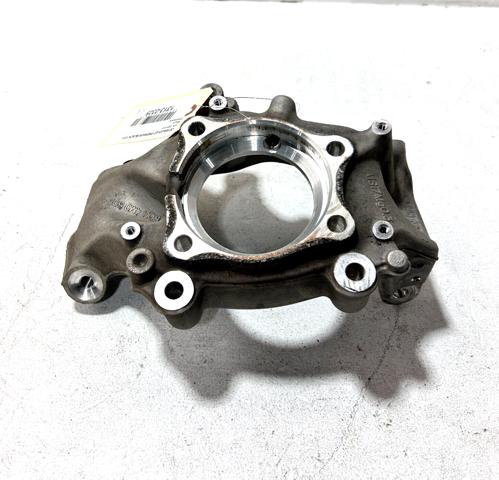 Цапфа поворотная правая 4M0505432AF VAG
