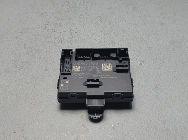 Блок комфорта передней двери 4M0959792D VAG