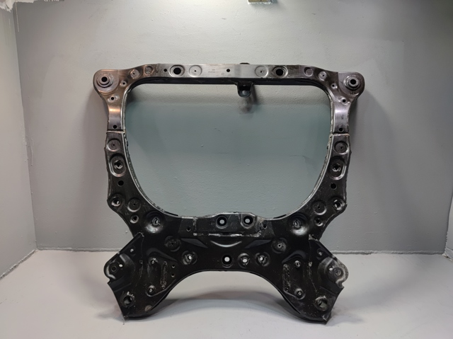 Поперечина передней подвески 511000R010 TOYOTA