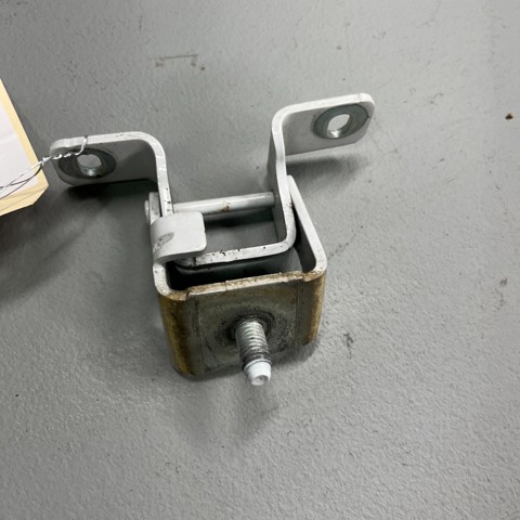 Крепление крышки багажника 51249806461 BMW