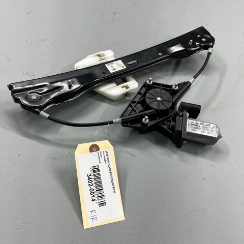 Стеклоподъемник задней правой двери 51359805672 BMW
