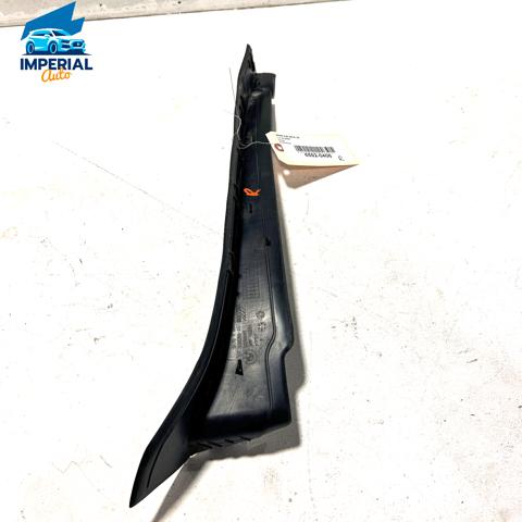 Уплотнитель арки крыла 51767264274 BMW