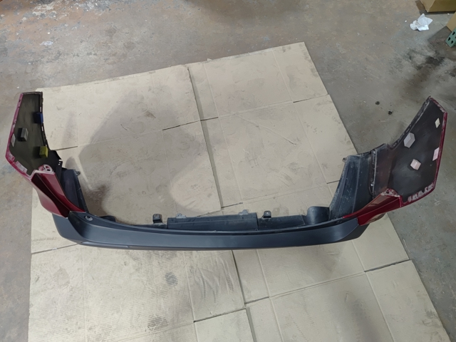Бампер задний 521590R160 TOYOTA