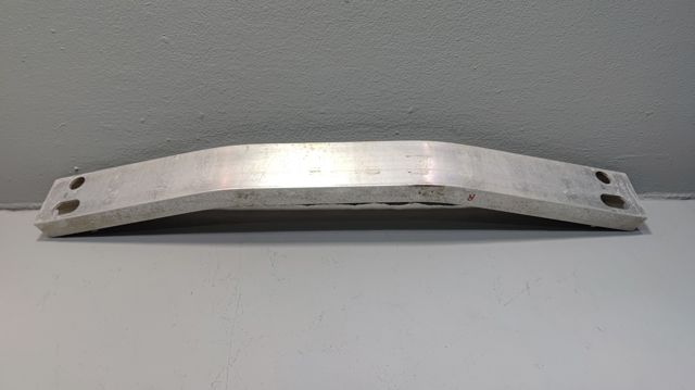 Балка бампера заднего 521710E080 TOYOTA