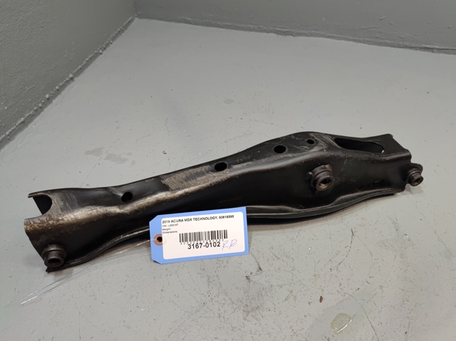 Рычаг задней подвески нижний, правый 52351TZ5A91 HONDA
