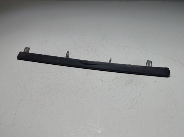 Молдинг бампера заднего, левый 5272406010 TOYOTA