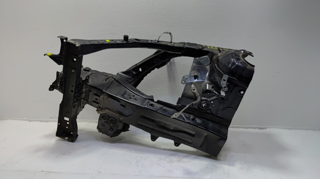 Лонжерон передний правый 5702706906 TOYOTA