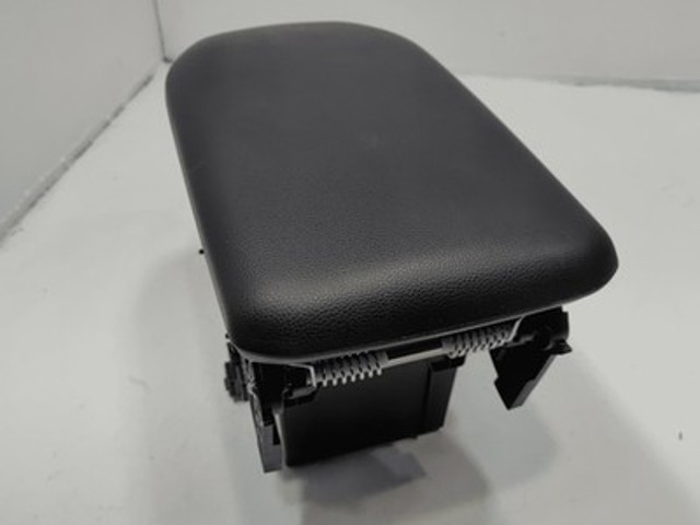 TOYOTA 5881242040 в наличии Кривой Рог