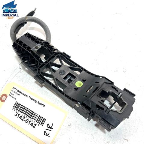 Трос/тяга открывания замка двери передней 5N0837017C VAG