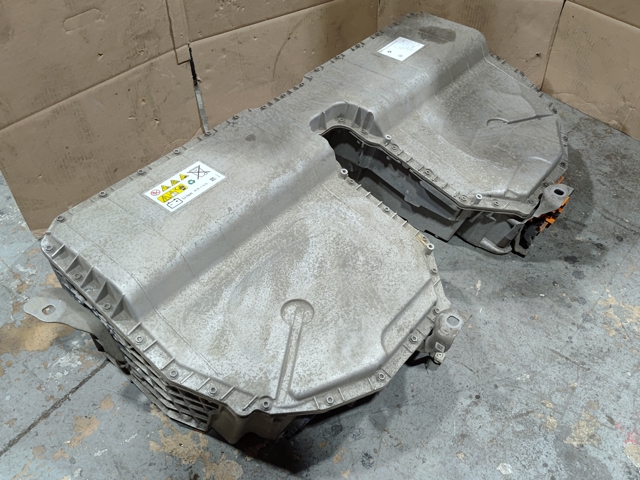 Батарейный модуль электромобиля 61278686084 BMW