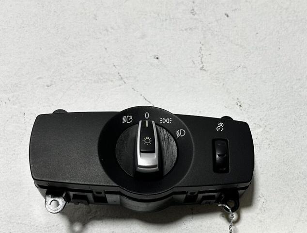 Переключатель света фар на "торпедо" 61316803960 BMW