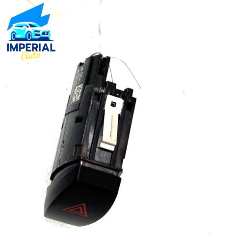Кнопка аварийки 61319389075 BMW