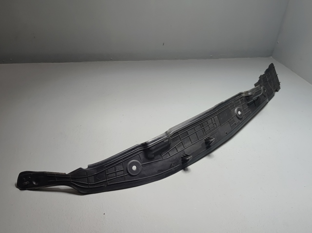 Уплотнитель крыла 631306RA0B NISSAN