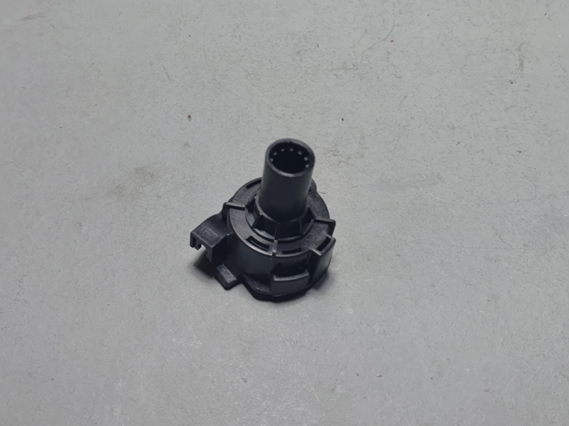 Трос капота (с ручкой) 656216RR0A NISSAN