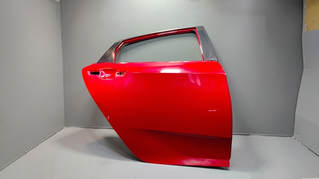 Задняя правая дверь 67510TBAA00ZZ HONDA