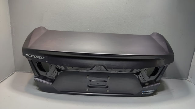 Крышка багажника 68500TVAA00ZZ HONDA