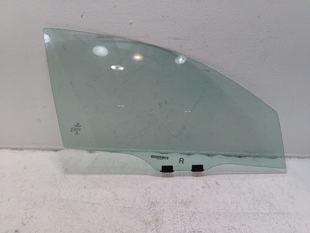 Стекло передней двери, правой 73300TBAA00 HONDA