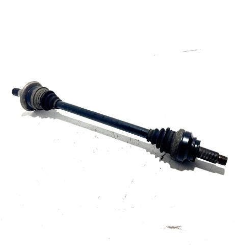Полуось задняя, правая 7581018 BMW