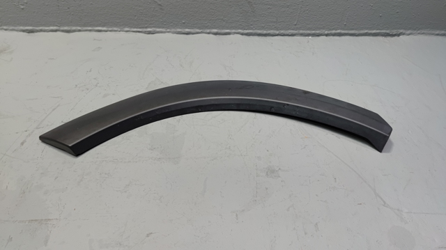 Молдинг арки колеса заднего, правый 788606RR0A NISSAN