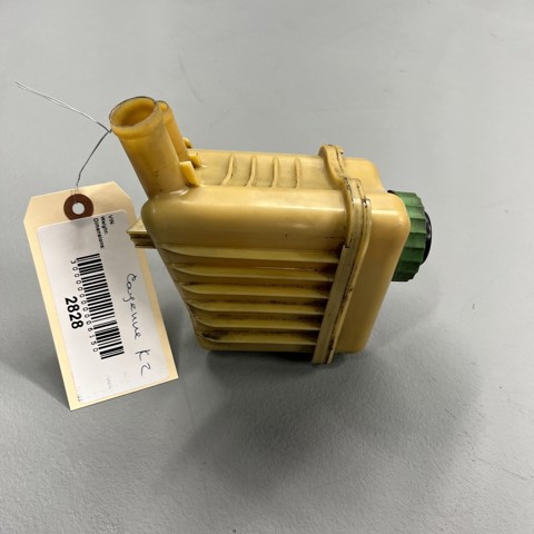 Бачок и трубопроводы 7L6422371E PORSCHE