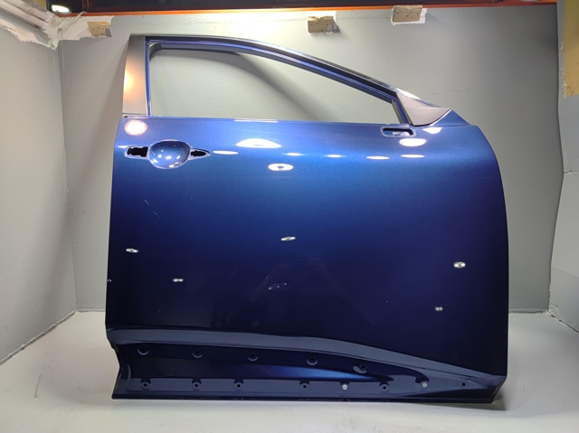 Пассажирская передняя дверь 801006RR0A NISSAN