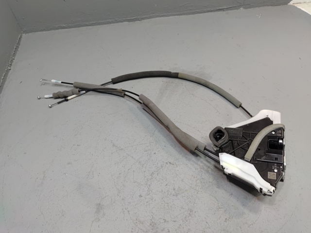 Внутренний дверной замок 805006RR0A NISSAN