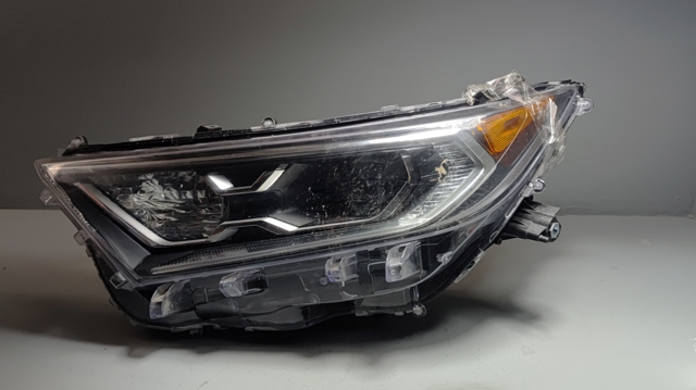Основная фара в сборе левая 811500R160 TOYOTA