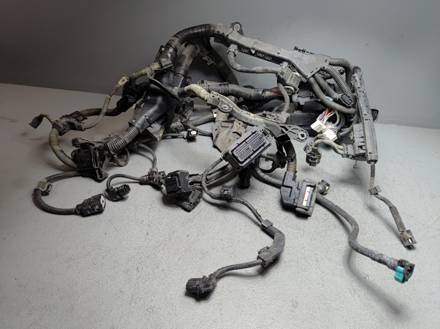 Жгут проводов моторного отсека 8212106L30 TOYOTA