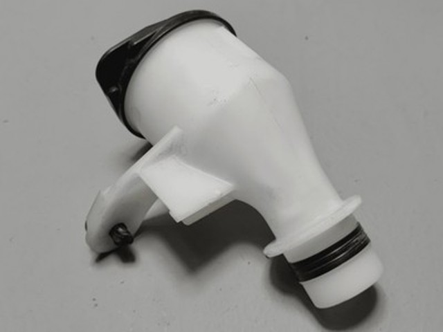 Горловина бачка омывателя 8530142030 TOYOTA