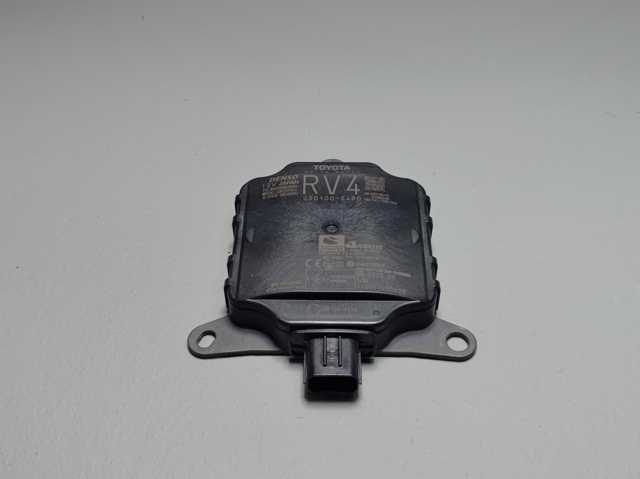Датчик контроля мертвой зоны, задний 881620R033 TOYOTA
