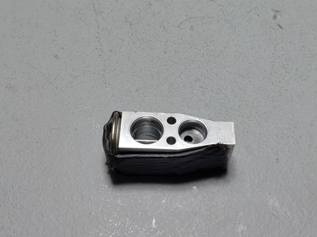 Клапан TRV, кондиционера 885150E110 TOYOTA