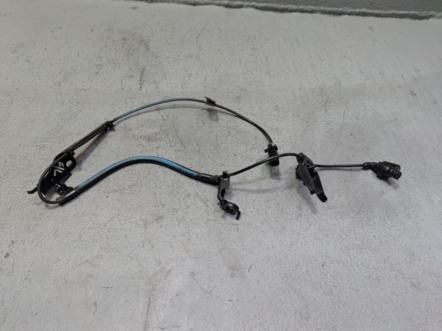 Передний левый датчик абс 895430E080 TOYOTA