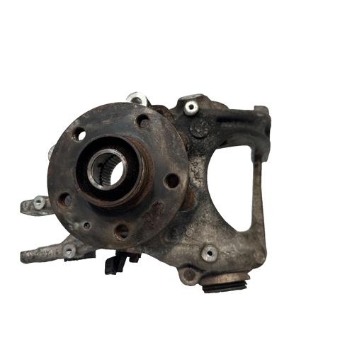 Кулак поворотный правый 8R0505432C VAG