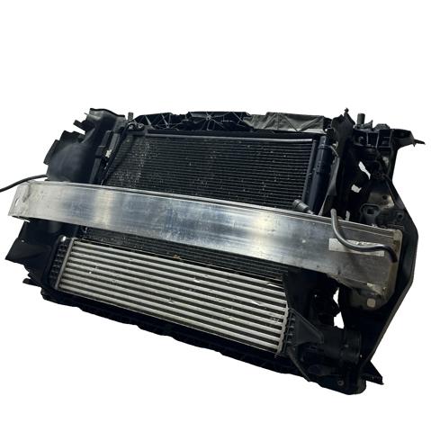 VAG 8U0145803F Интеркулер в наличии Ровно