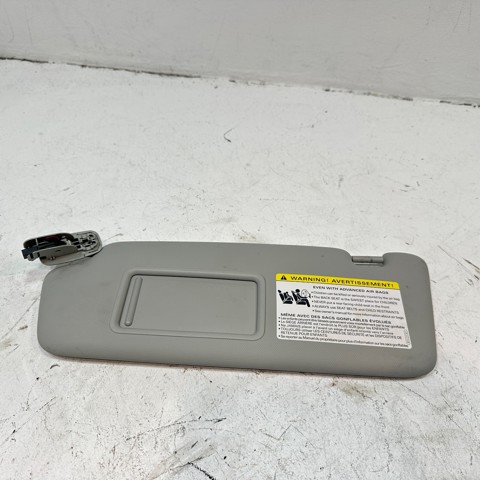 Козырек противосолнечный 8U0857551DFT9 VAG