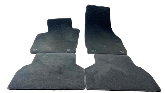 Автоковрики 8U1863691AQA5 VAG