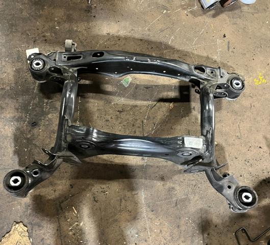 Сайлентблок заднего подрамника 8W0505145E VAG