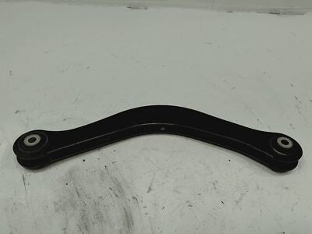 Балансир подвески задний правый 8W0505398E VAG