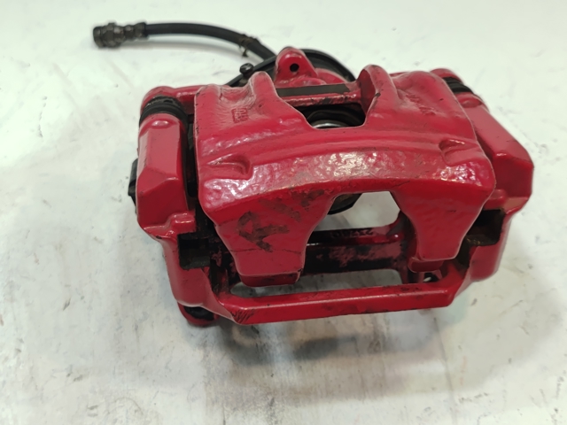 Скоба тормозного заднего суппорта 8W0615426HQC8 VAG