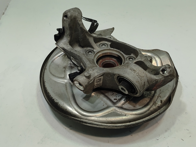 Кожух тормозного диска заднего левый 8W0615611E VAG