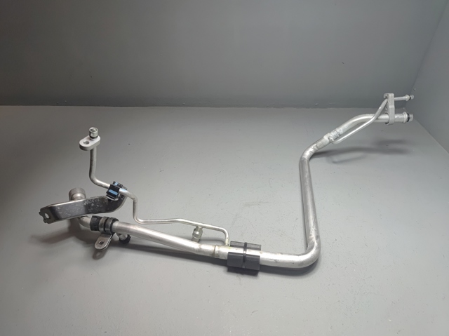 Шланг кондиционера, от радиатора к испарителю 924466RC0C NISSAN