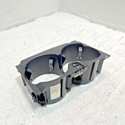 Подстаканник подлокотника центральной консоли A2126800110 MERCEDES