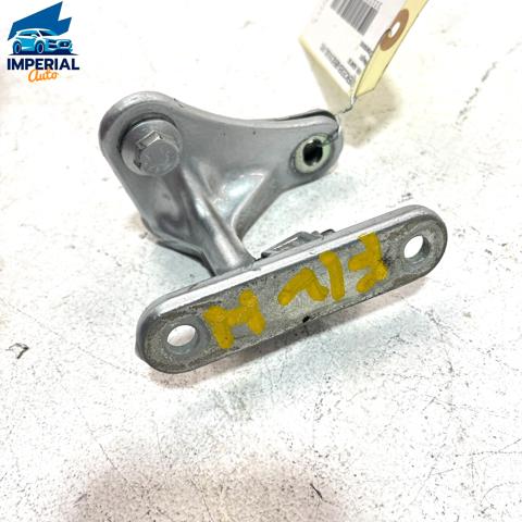 A2217201237 MERCEDES Петля двери передней правой купить в Запорожье