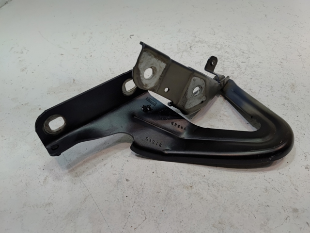 Завеса капота правая BB5Z16796A FORD