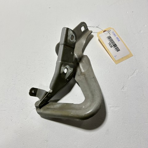 Завеса капота левая BB5Z16797A FORD