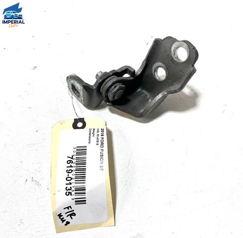 FORD BB5Z7822800C Петля двери передней правой в наличии Черновцы