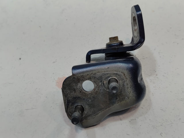 FORD BB5Z7826810C Петля двери задней правой в наличии Запорожье